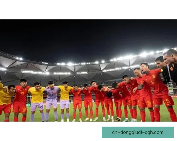 世预赛精彩对决：国足迎战新加坡全程直播分析与预测