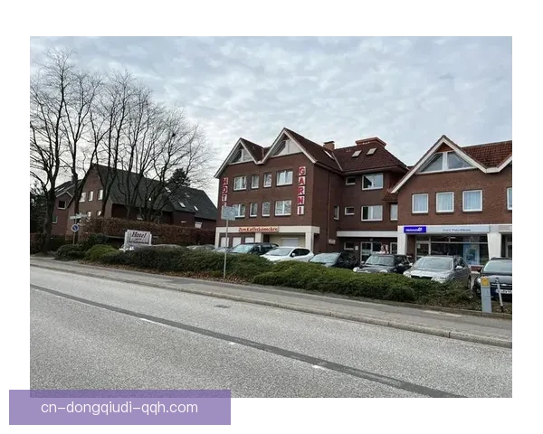 梅彭队以4比1大胜诺德施泰特，展现强大攻势和稳定防守